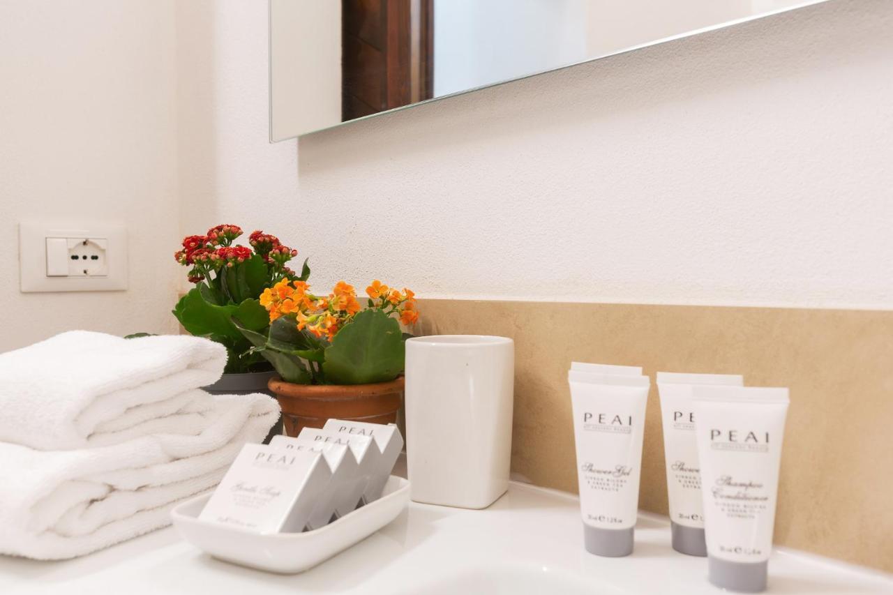 Center Ztl Lovely Apartment Φεράρα Εξωτερικό φωτογραφία