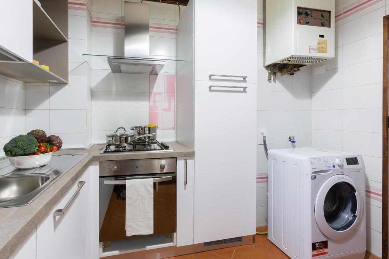 Center Ztl Lovely Apartment Φεράρα Εξωτερικό φωτογραφία